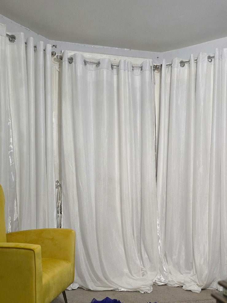 Curtain