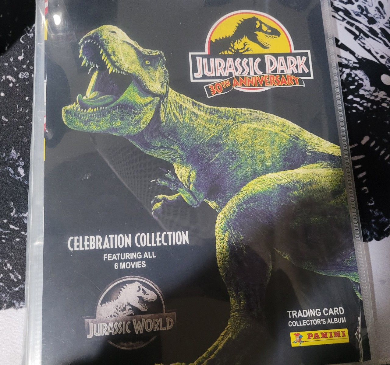 Jurassic Park/World 30th Anniversary ALMOST COMPLETE Panini card Album binder