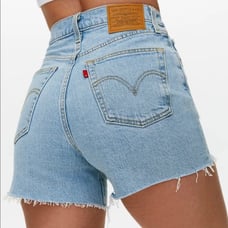 Levi’s Ribcage Denim Short