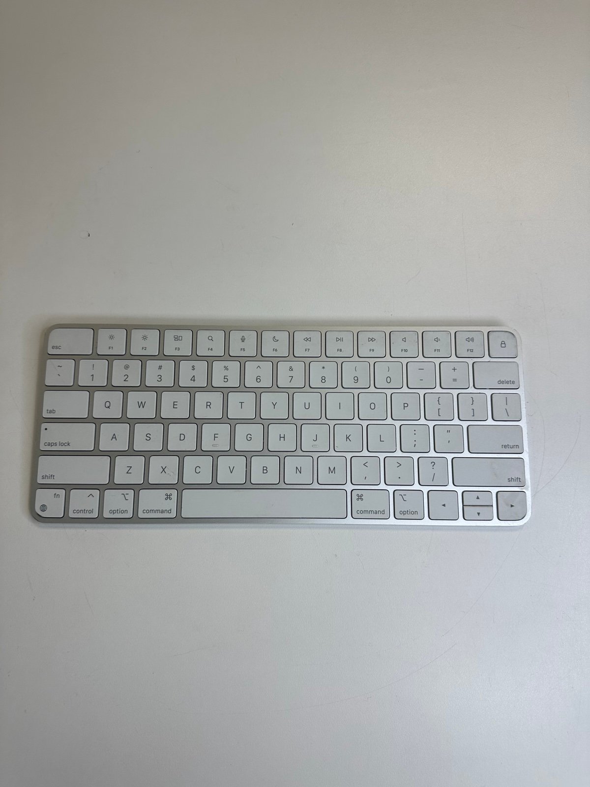 Apple magic keyboard A2450 US English Perfect condition