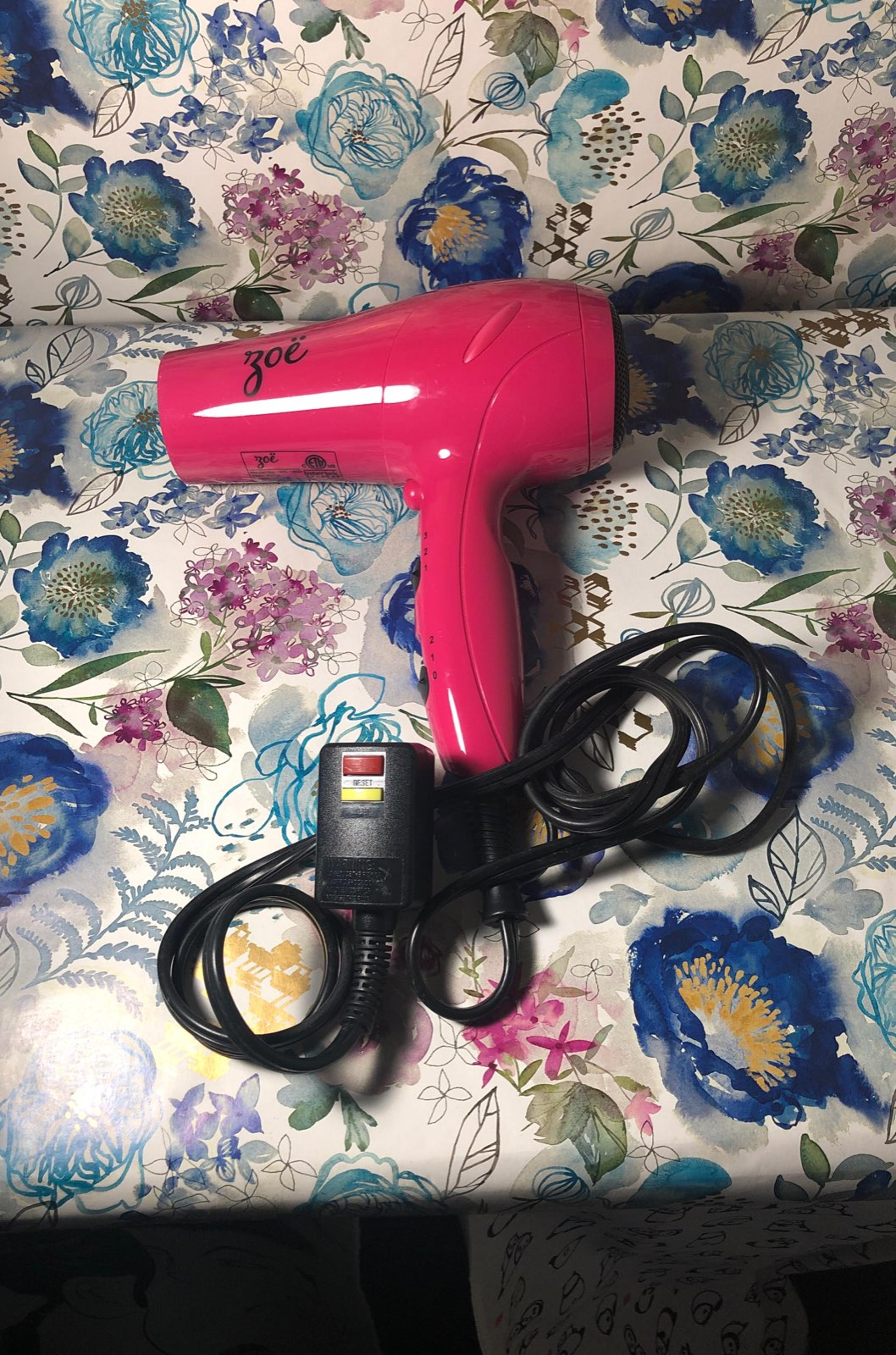 Zoe pink hair dryer