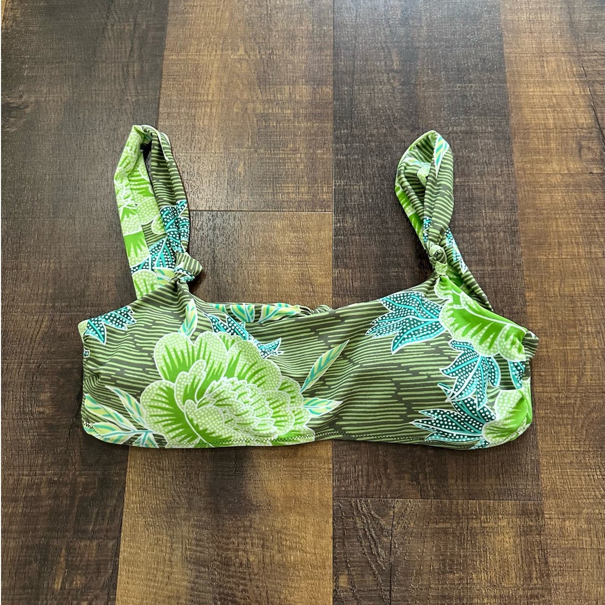 NWT Aerie Floral Tropical Green Bikini Top Size XL