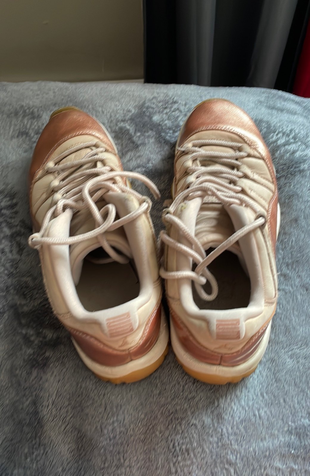 Jordan 11 rose gold