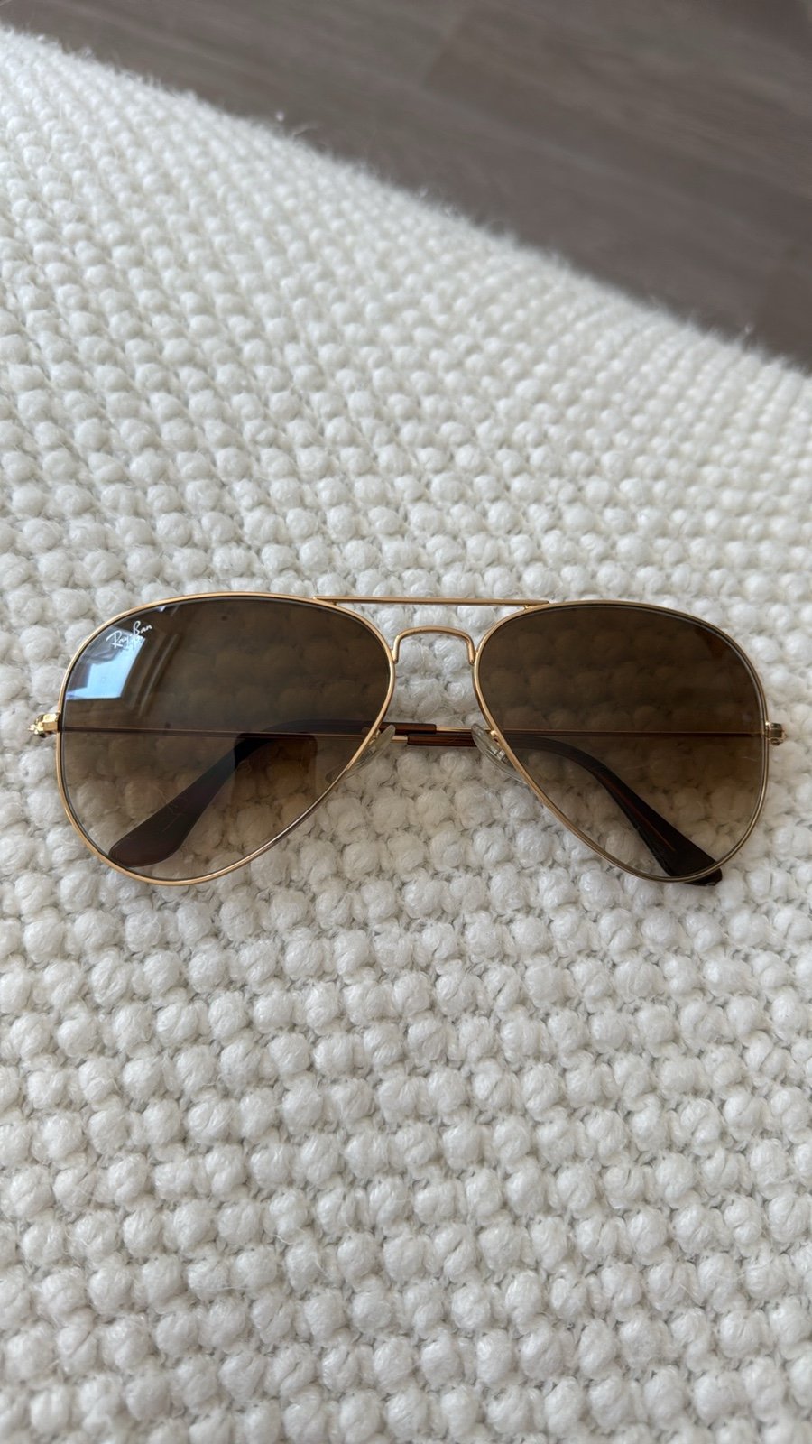 Ray-Ban Aviator Classic Sunglasses with Case