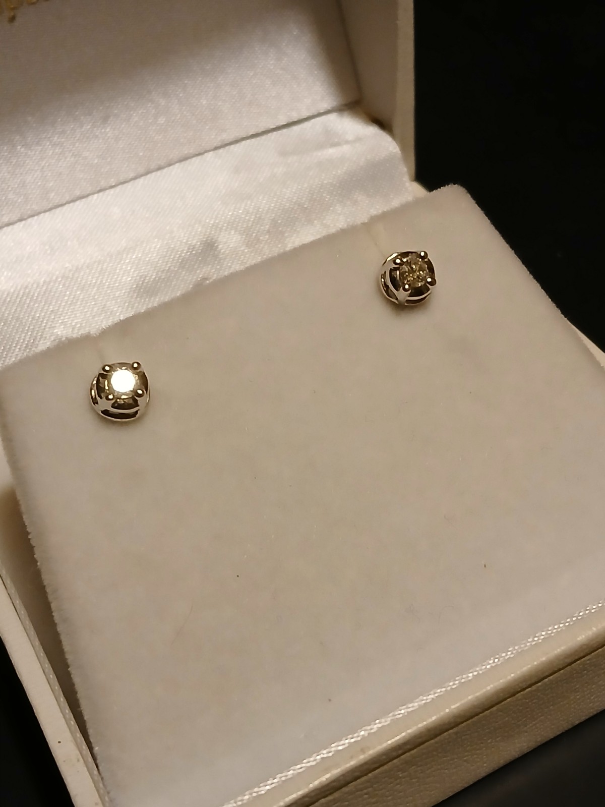 Diamond Studs 925 Silver