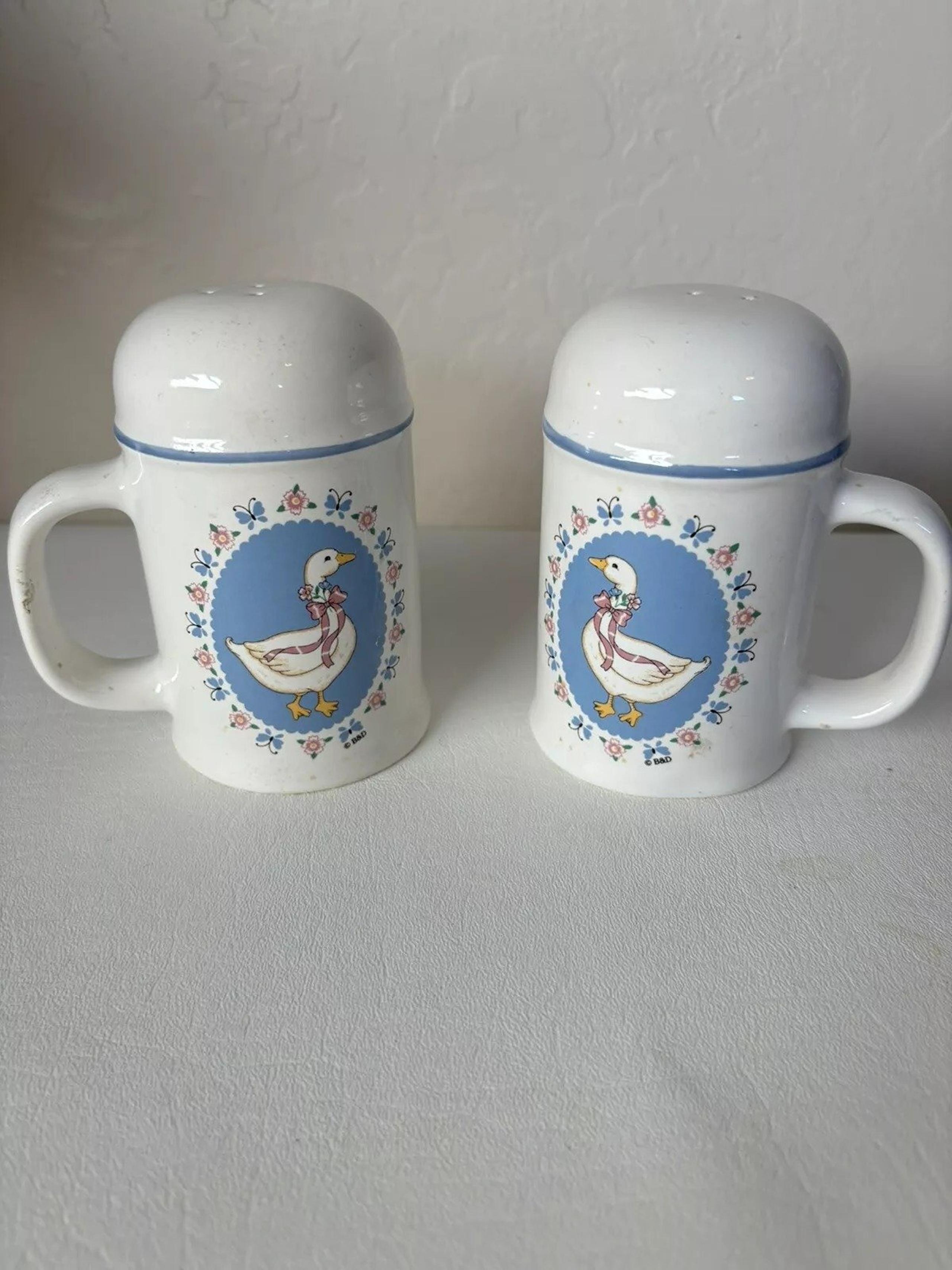 Vintage Ribbon Geese Salt and Pepper Shakers by Treasure Craft Made in USA 1987
