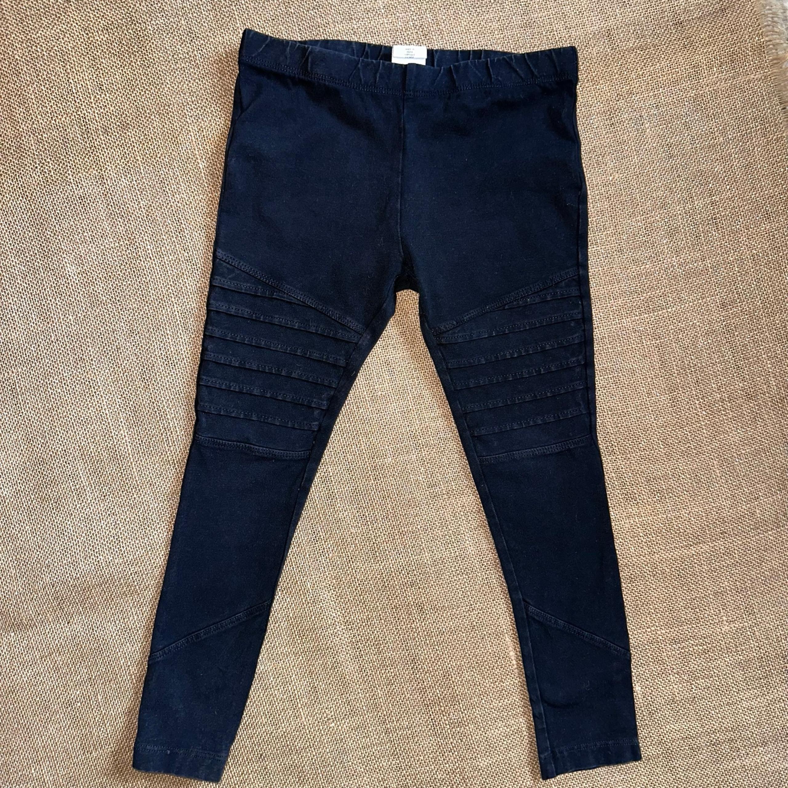 Tucker and Tate girl leggings size 5 in grey
