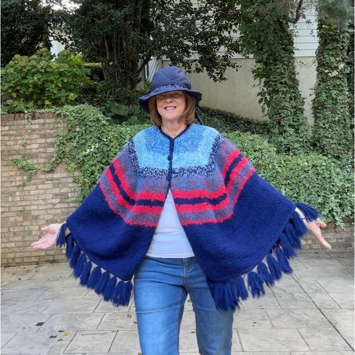 1960s 70s wool cape poncho hand knit with fringe