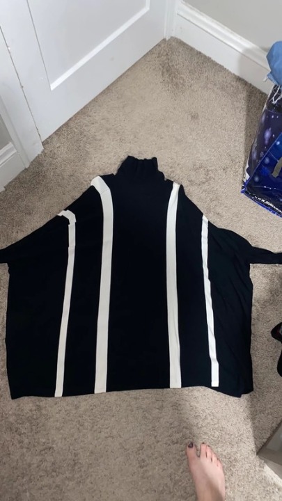 Professional Turtleneck Sweater w/ Buttons on Sleeves