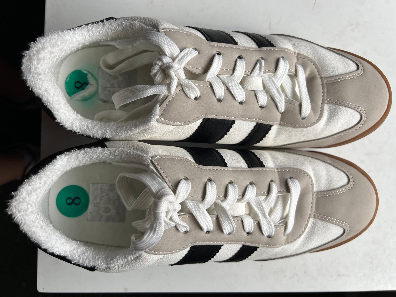DV Dolce Vita retro sneaker size 8