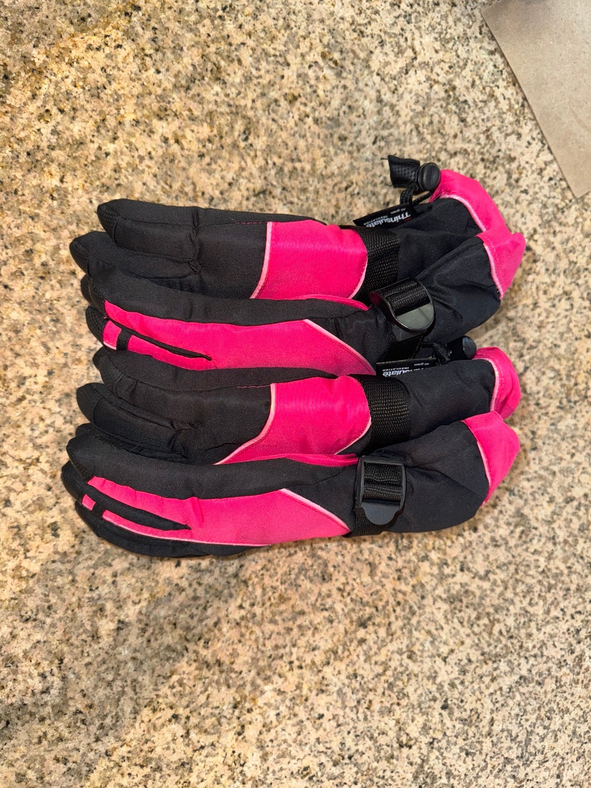 Grand Sierra ski skateboarding gloves nwt size 7-16 two pairs