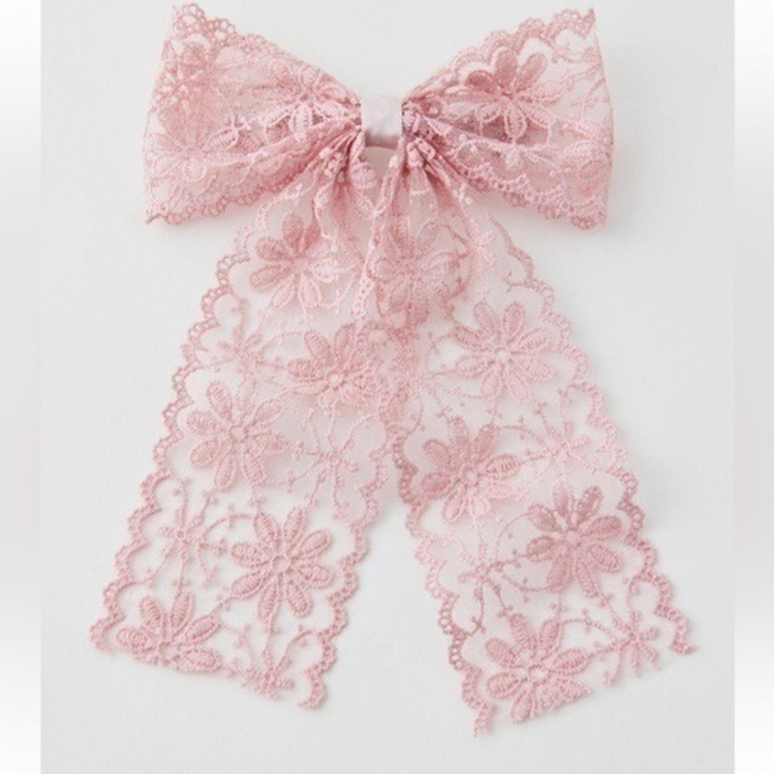 Maisie Lace Hair Bow Barrette - Urban Outfitters