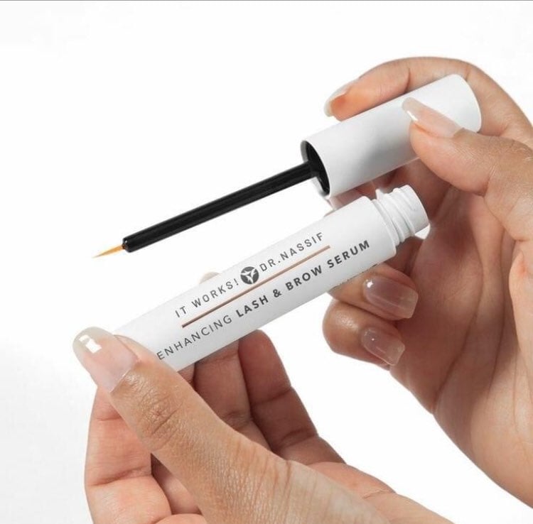 eyelash and brows serum