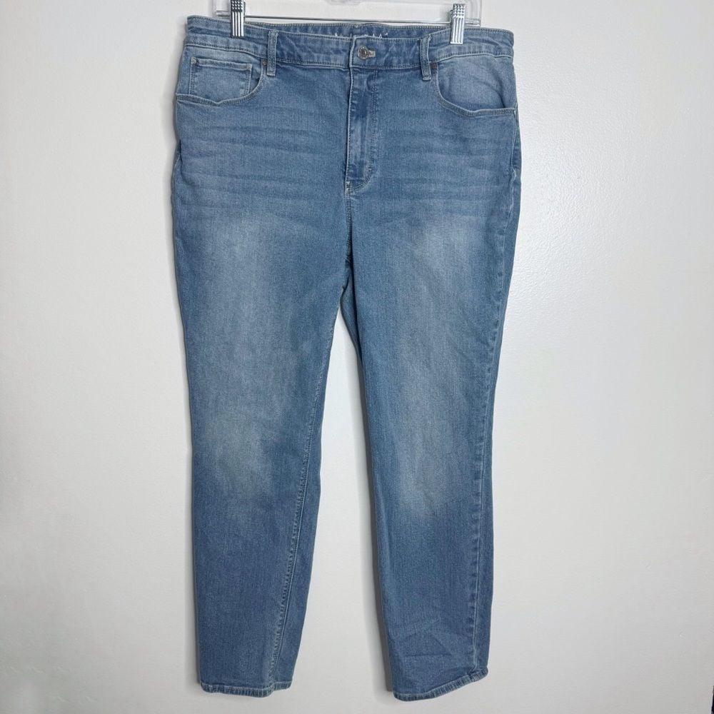 White House Black Market Everyday Soft Slim Jeans Size 14