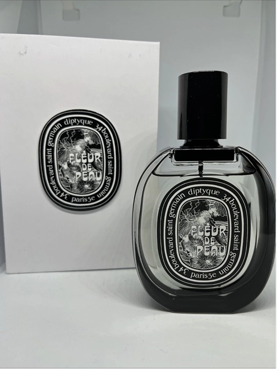 Diptyque Fleur De Peau EDP 2.5fl oz As Pictured No Box Cover
