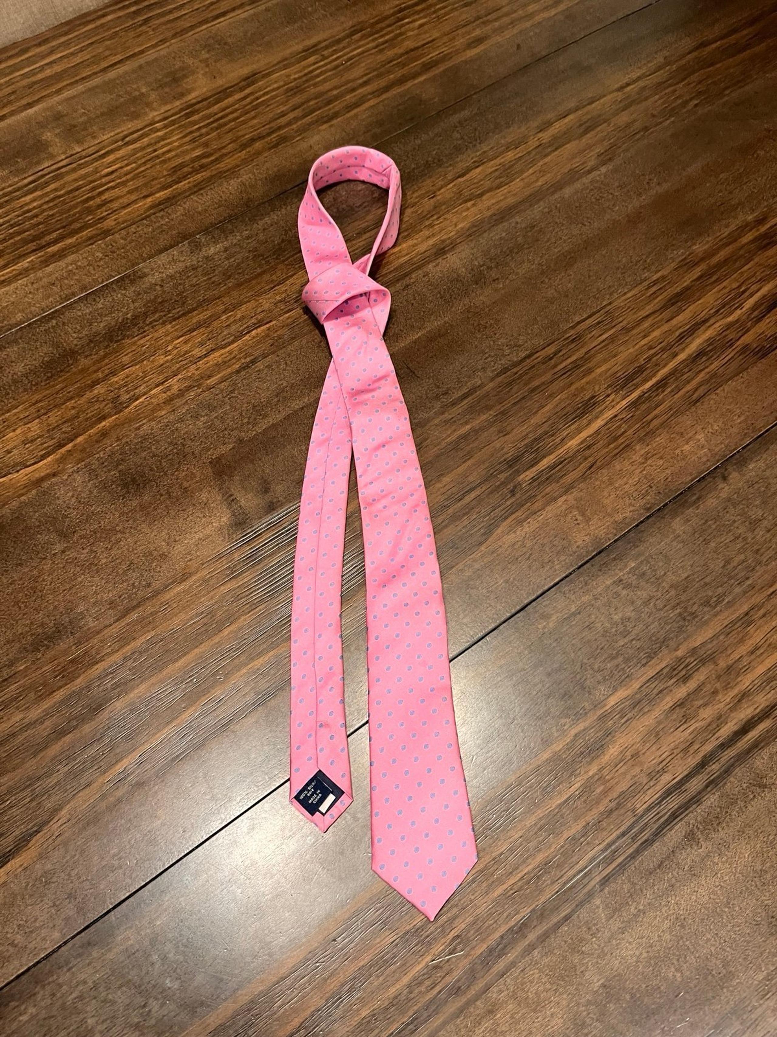 J Crew Pink and Blue Polka-Dots 100% silk tie, new with tags Sold Out