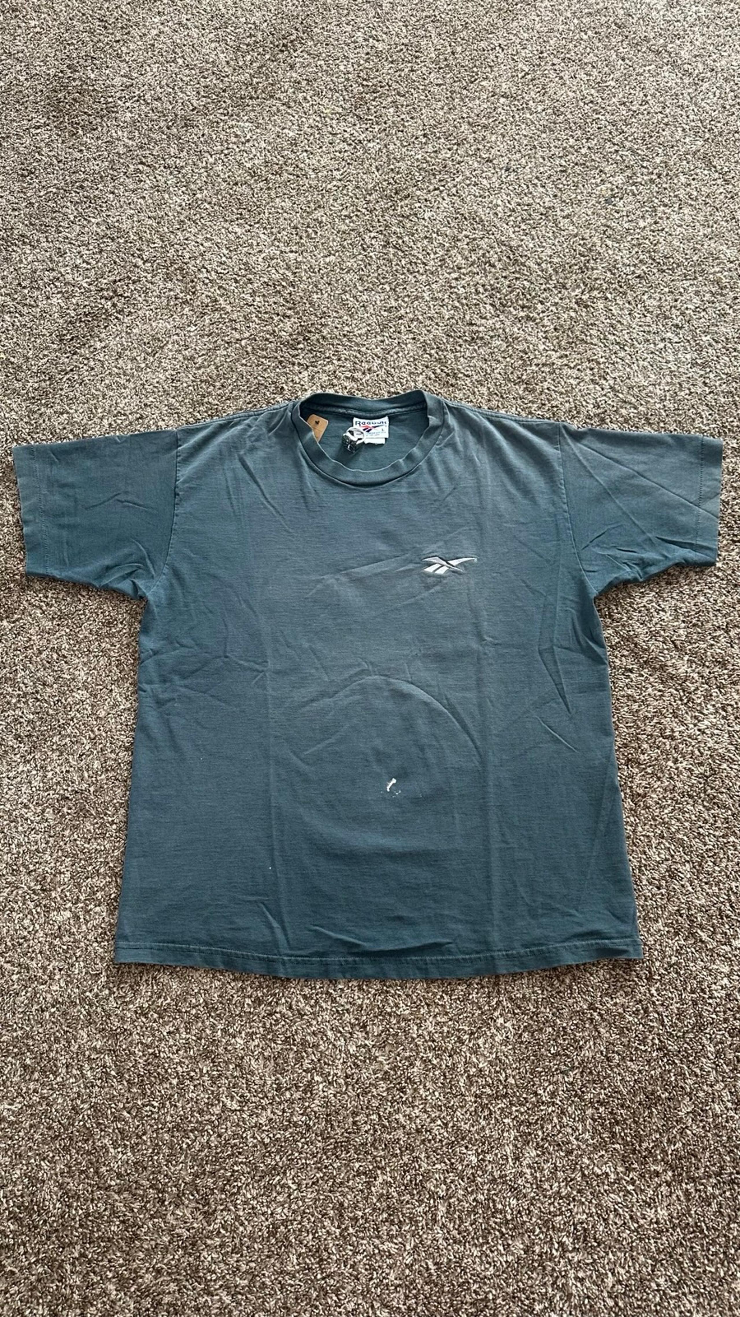 Vintage Reebok t shirt