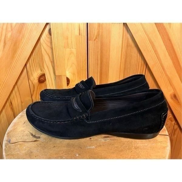 Munro Ramie Flat penny loafers Women’s Size 8.5M black suede