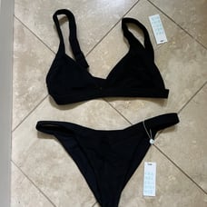 Frankies bikini set