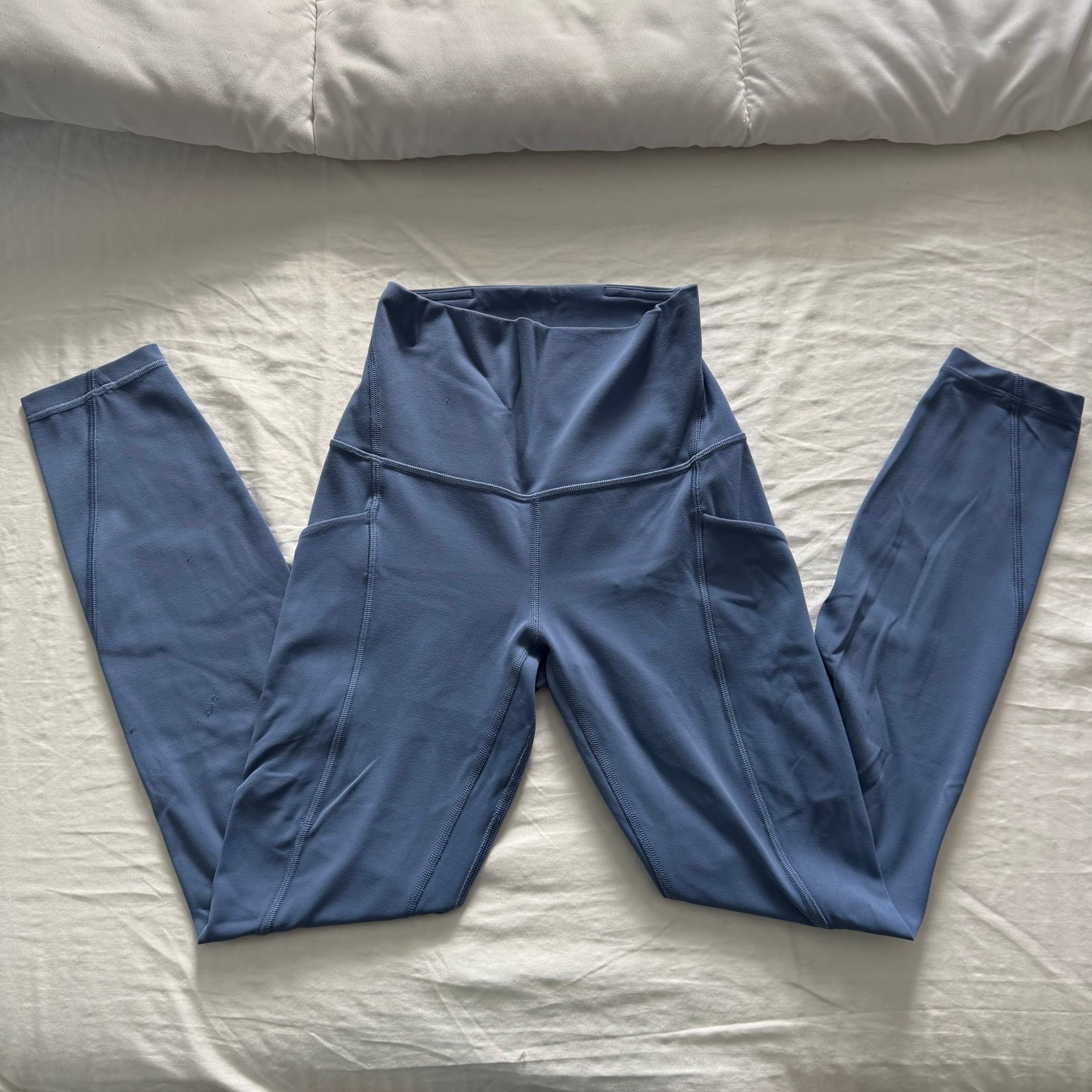 water drop align with pockets