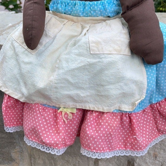 Vintage Museum rag doll 1900&#39;s collectors item