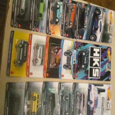 New 2022 & 2021 Hot Wheels Premium Sets.