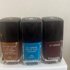 CHANEL Le Vernis Nail Polish Set