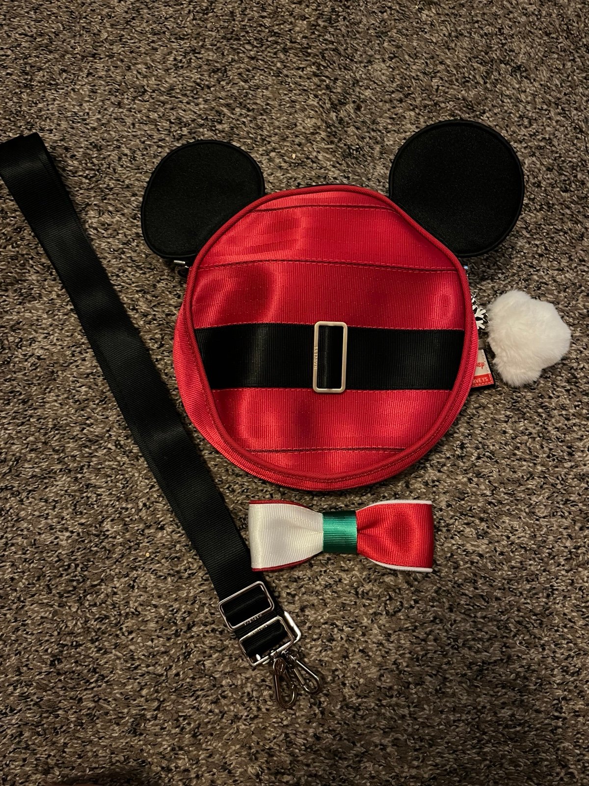 Harvey’s seatbelt Santa Mickey Crossbody