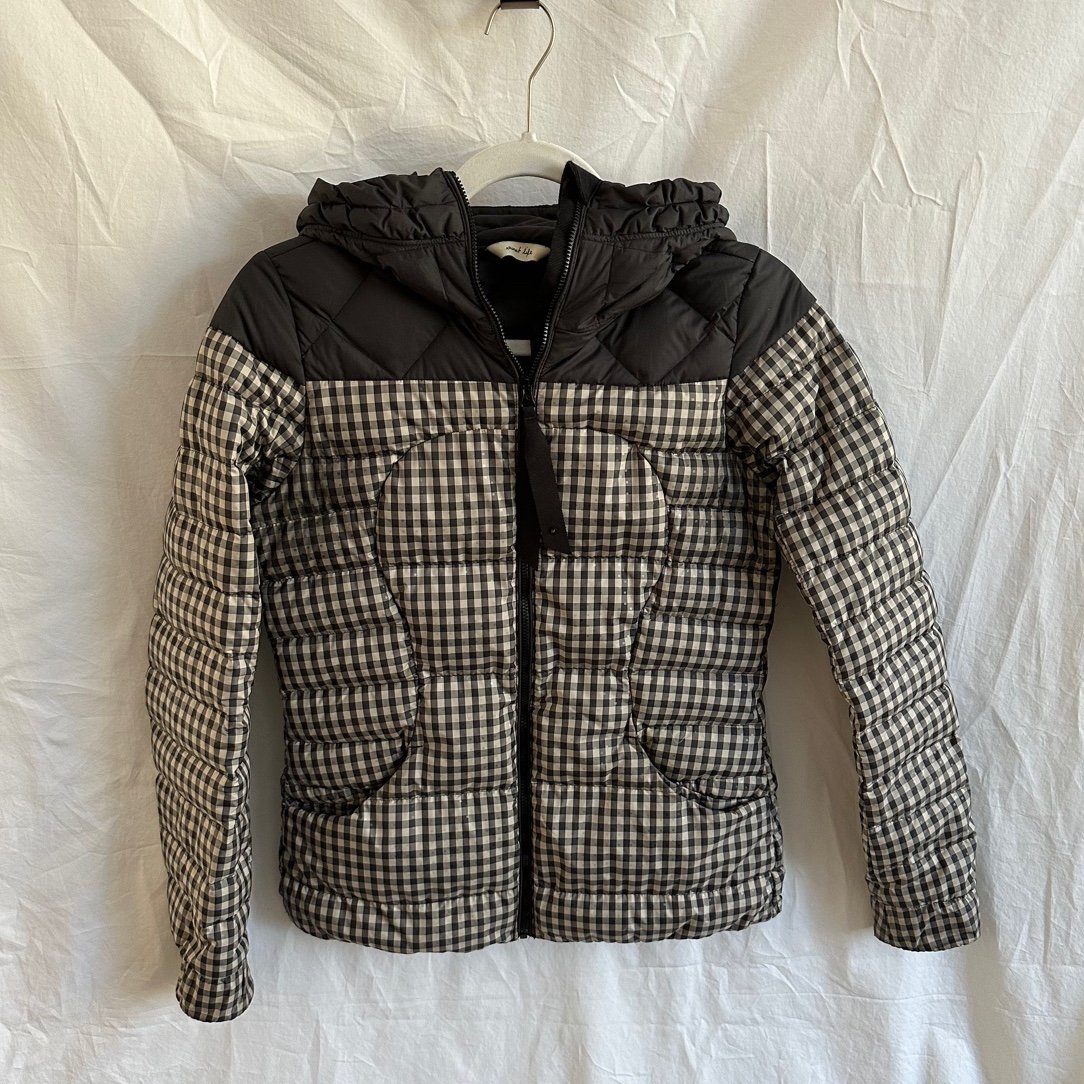 Lululemon Fluffin’ Awesome Jacket- Size 4