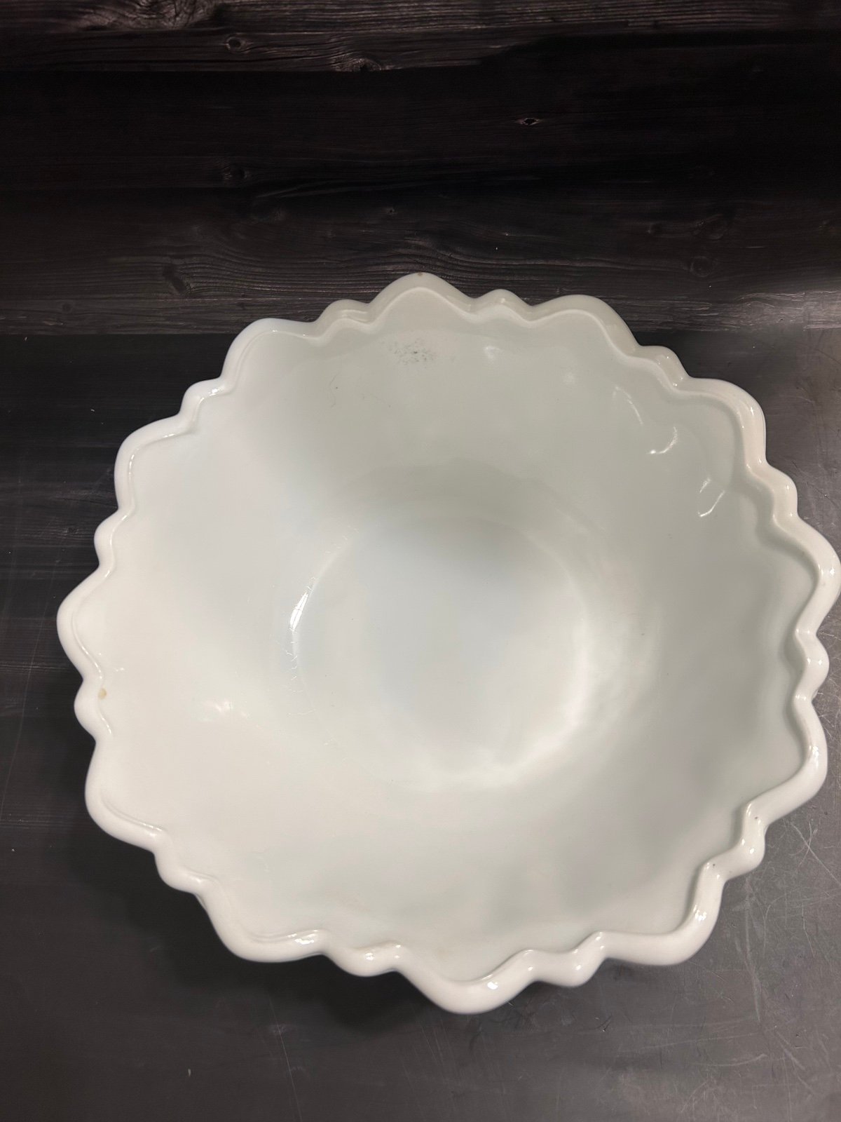 1960's Indiana Milk Glass Leaf Pattern Footed 9 Bowl!!! Vintage!