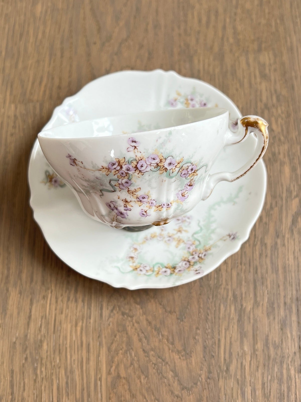 Theodore Haviland Tea Cup and Saucer Limoges Ribbon Garland Swags Schleiger 342