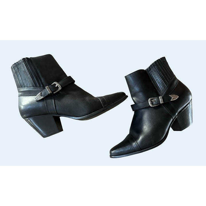 DINGO Women's Black Leather Western Buckle Harness Boot Size 10