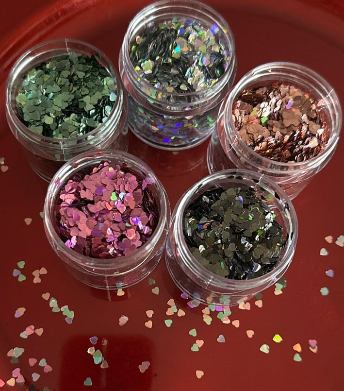 Young Nails (5) 1oz jars of the Holographic Glitter Hearts Collection