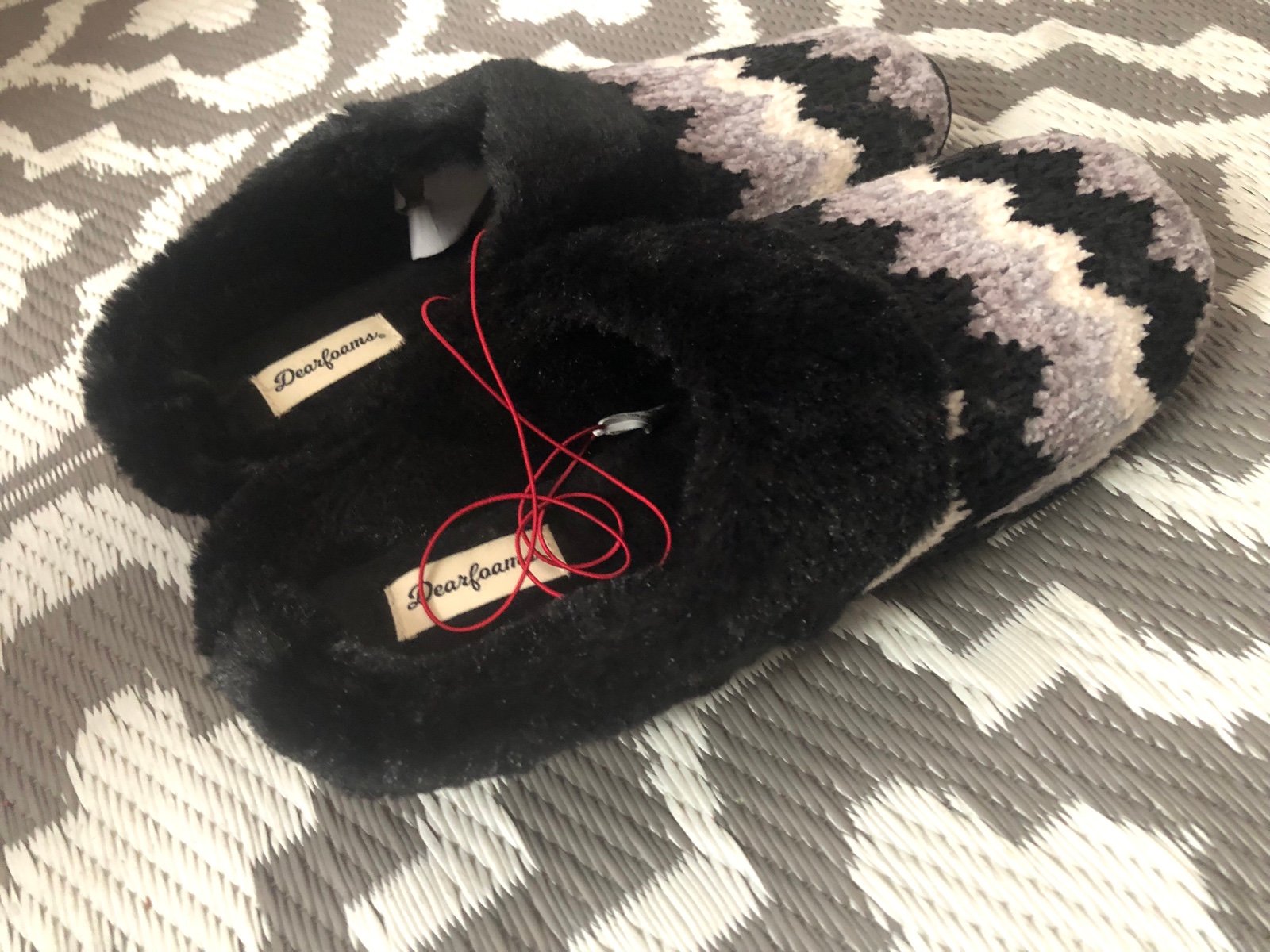 DearFoams Memory Foam Comfy Men’s Indoor/Outdoor Slippers