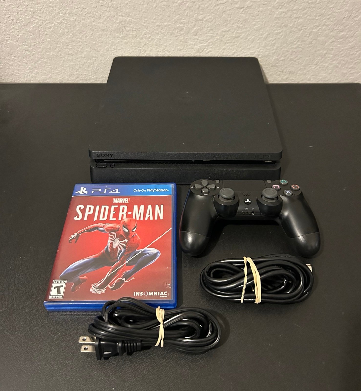 PlayStation 4 Slim PS4 1TB Spider Man Bundle