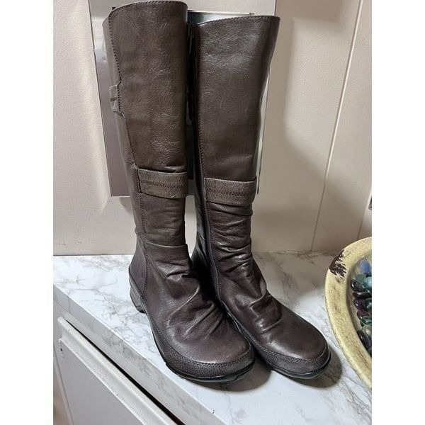 Miz Mooz Womens 36 US 5.5 Emmy Tall Boots Brown Leather Low Heel Adjustable