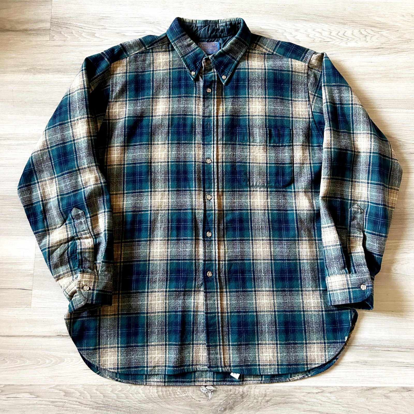 VNTG 1970s Pendleton 100% Wool Long Sleeve Shadow Plaid Button Up USA Shirt XL