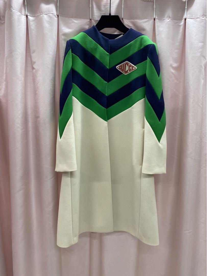 ☆Brand new ☆Reference retail price ¥464,000 ☆GUCCI logo V-stripe coat