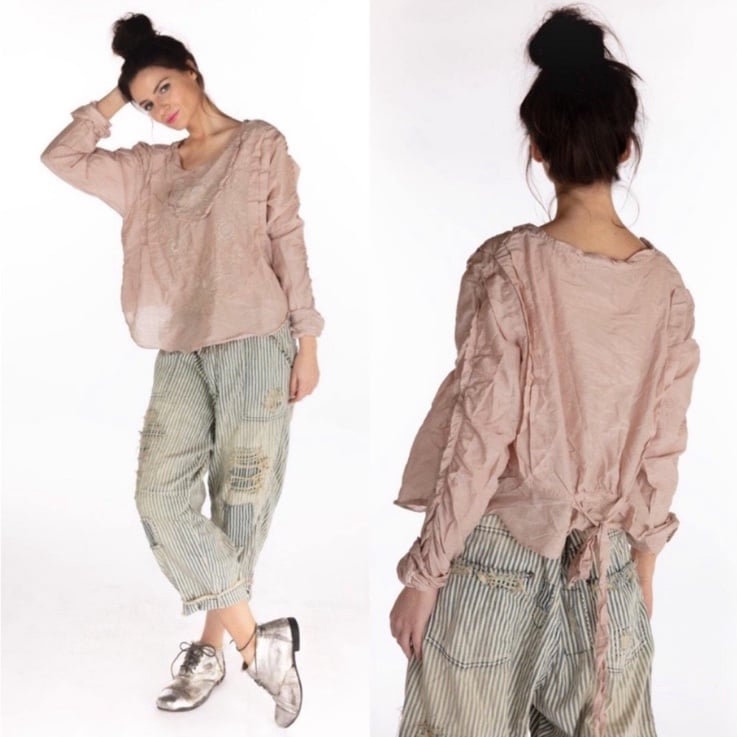 Magnolia Pearl Into the Groove Blouse Top 819 in Lilac