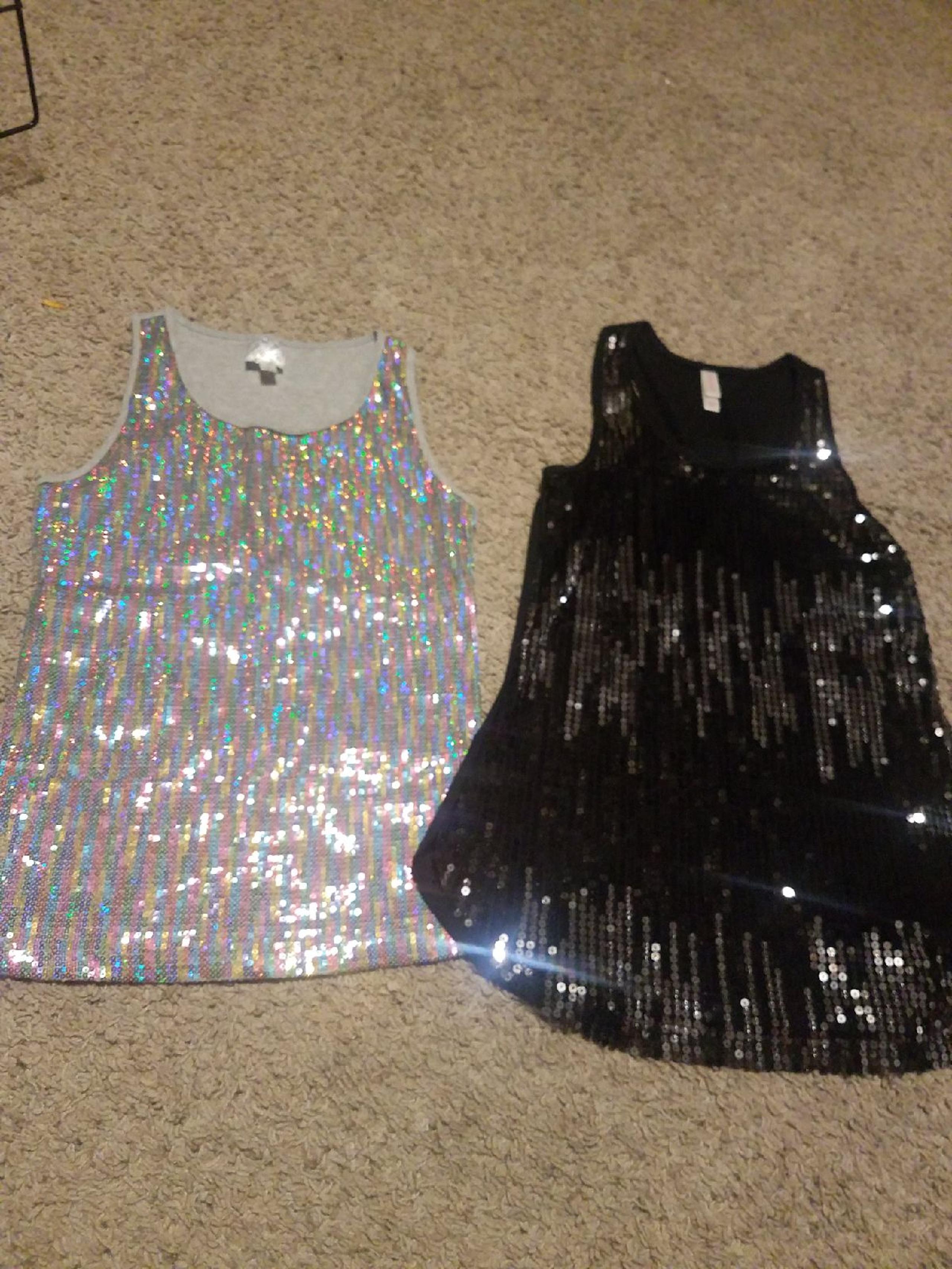 Set of 2 sequins tanks