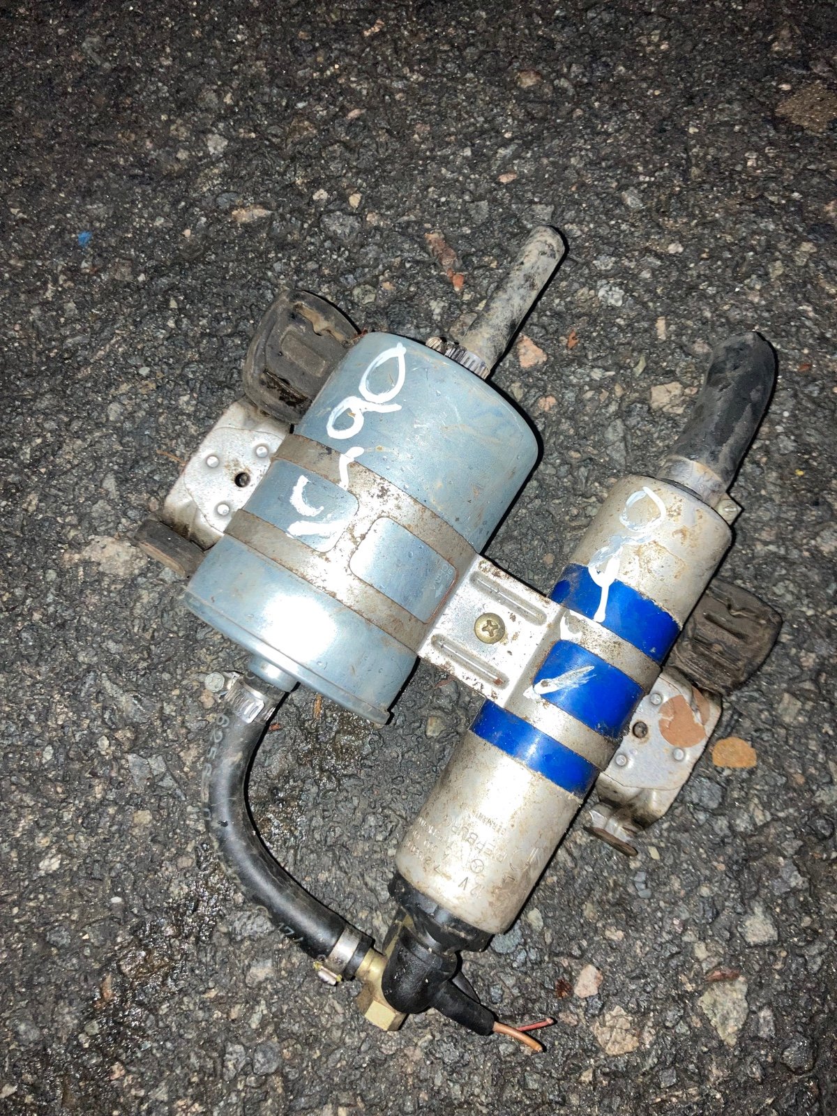 Mercedes, gas pump and filter