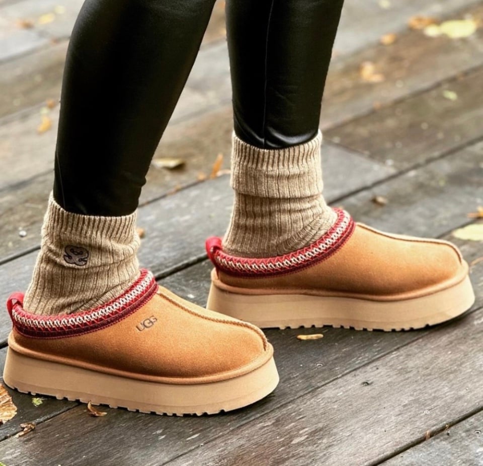 UGG Womens Tazz Mule Slippers platform Chestnut Color W/1122553-CHE size 7