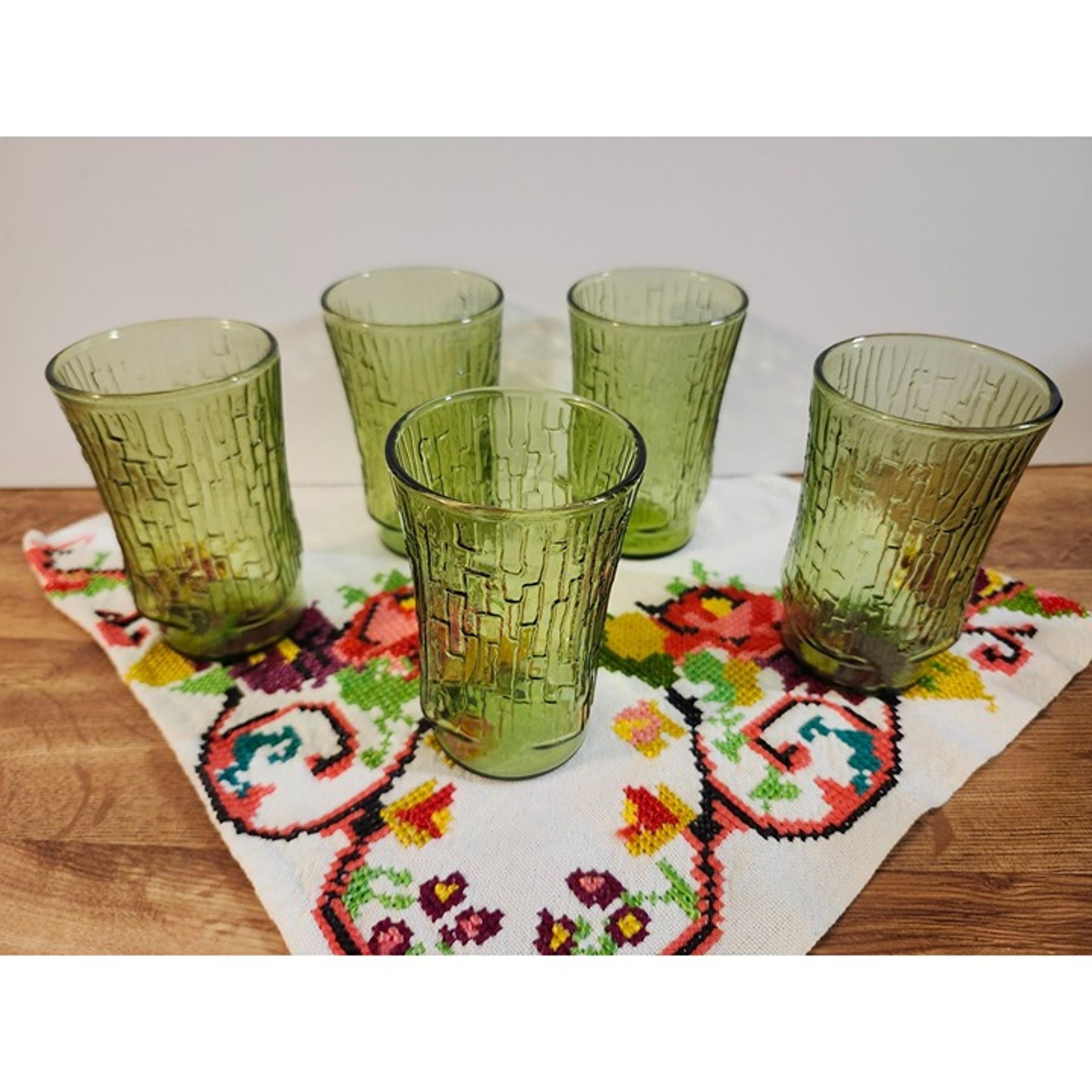 5- Avocado Green Pagoda Juice Glasses, Vintage Anchor Hocking Glassware