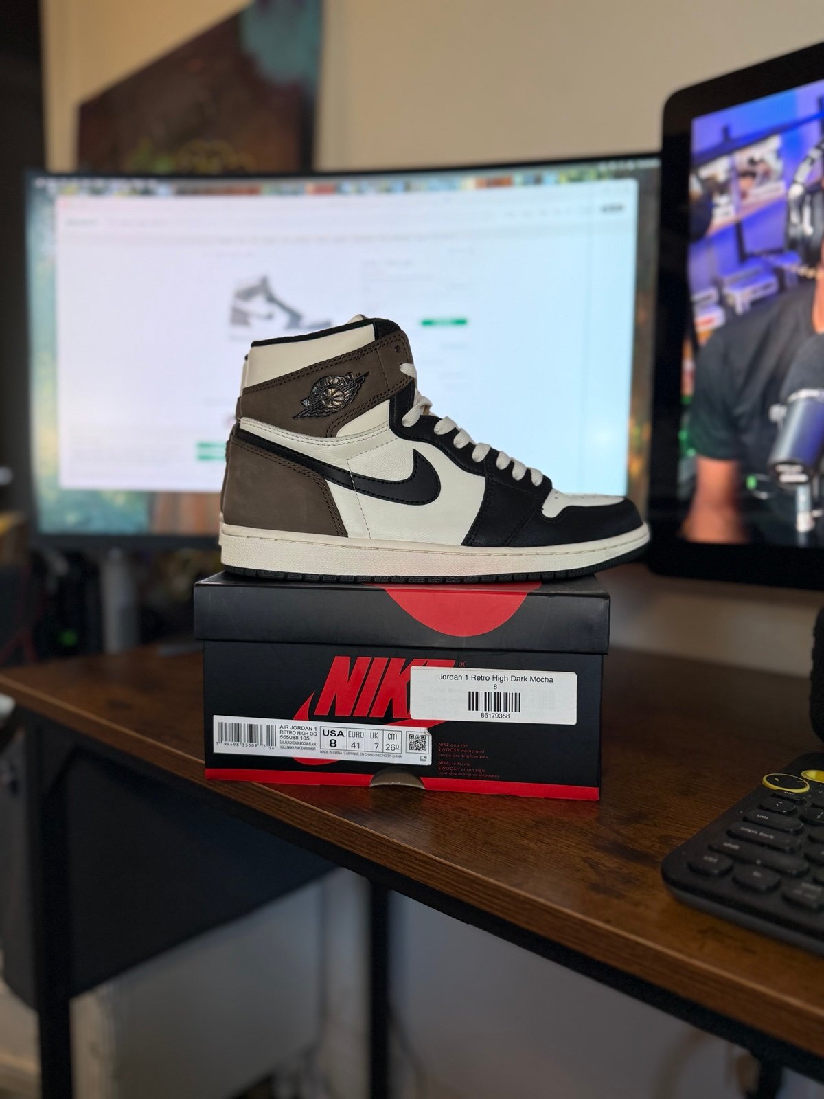 Air Jordan 1 Mocha