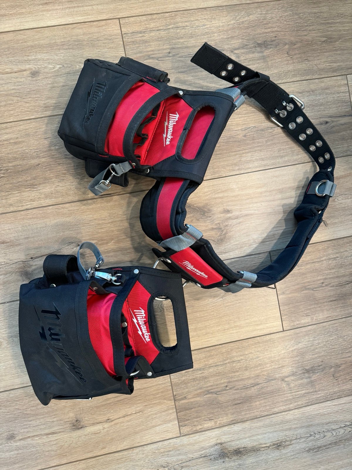 Milwaukee Adjustable Electricians Work Waist Tool Belt