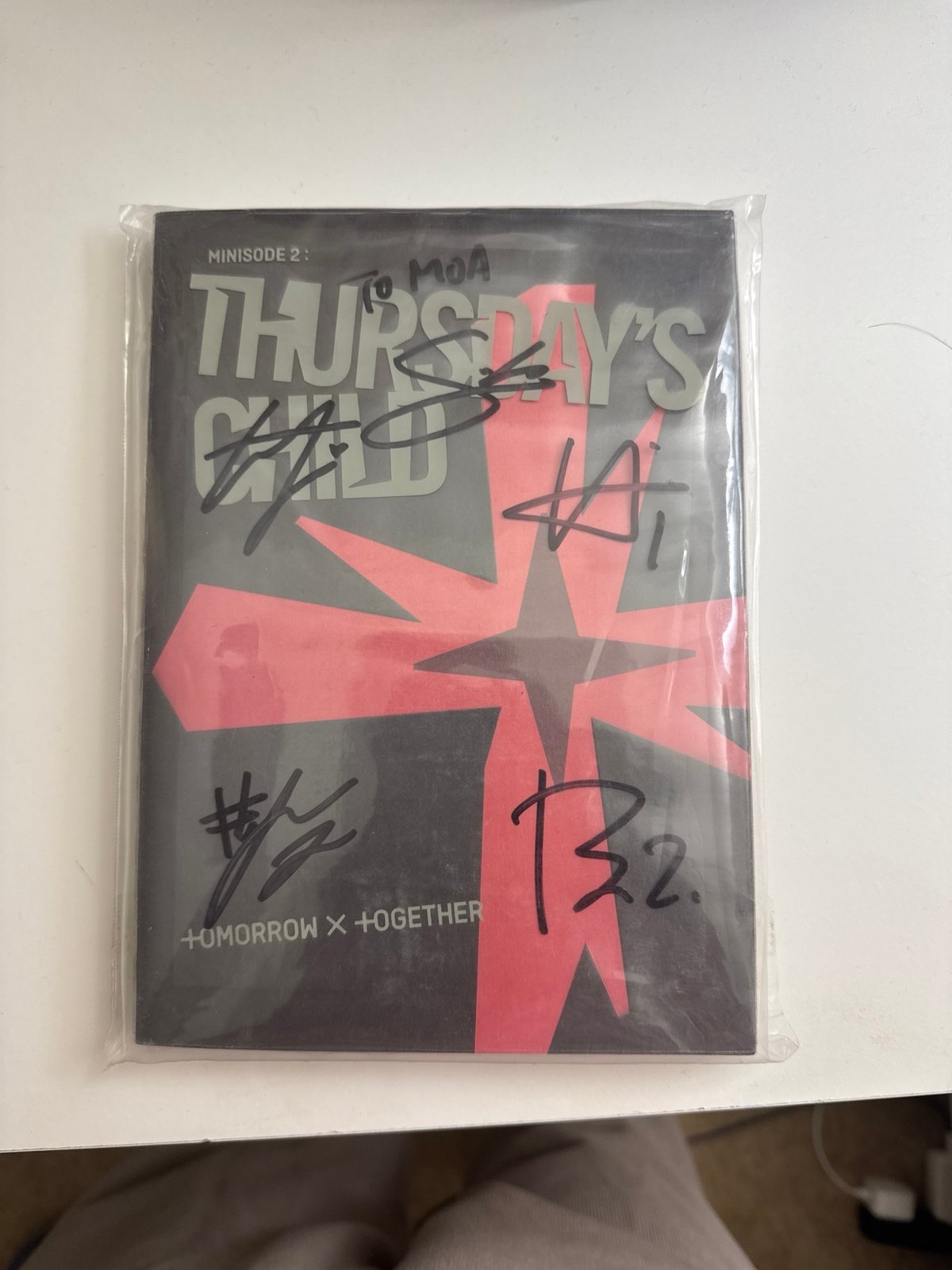txt signed album