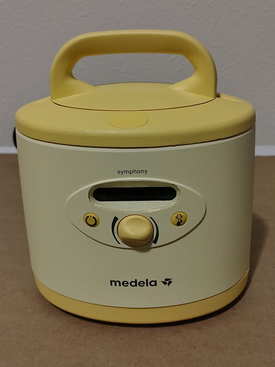 Medela Symphony 2 .0 Breastpump with 463 Hours and 0 Errors