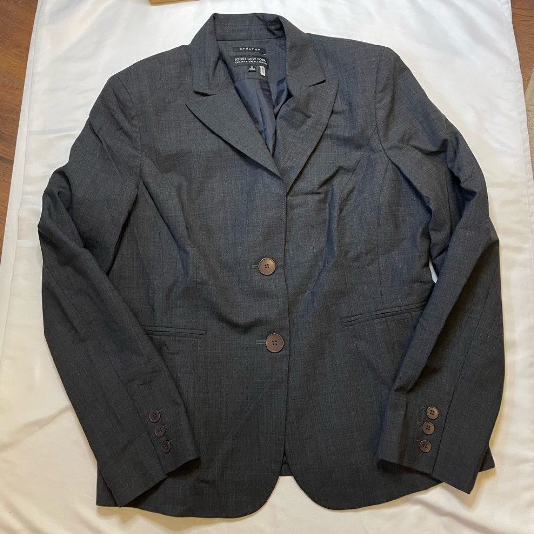 Jones New York collection platinum size 12 stretch black blazer
