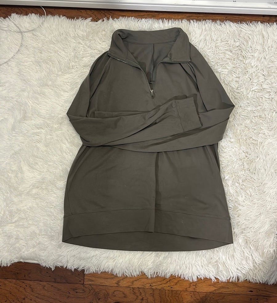 Lululemen men’s quarter zip jacket