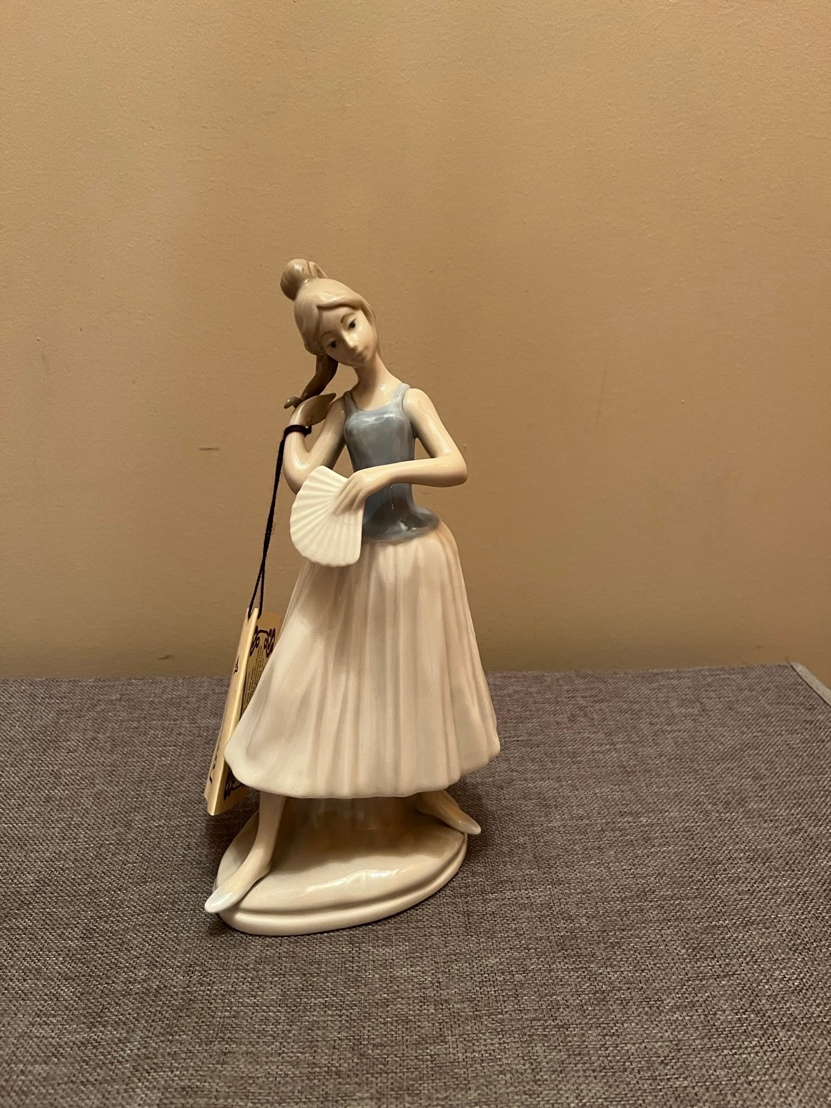 CASTILLE MADE IN SPAIN BLUE AND WHITE PORCELAIN girl w/FAN 11 TALL.